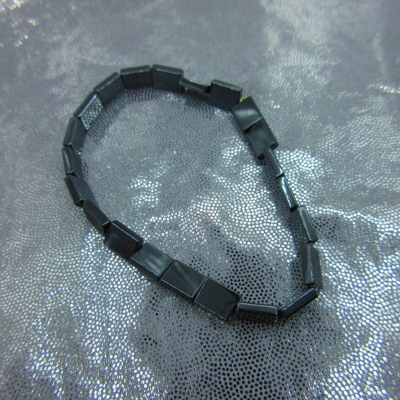 Hematite Flat Rectangles 7" Stretchy Gemstone Bracelet - Picture 2 of 3